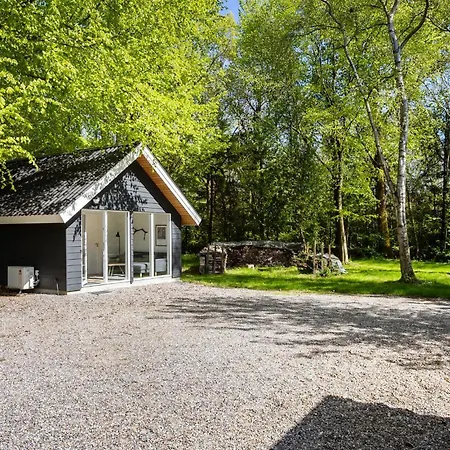 Pet Friendly In With Wifi Vesløs